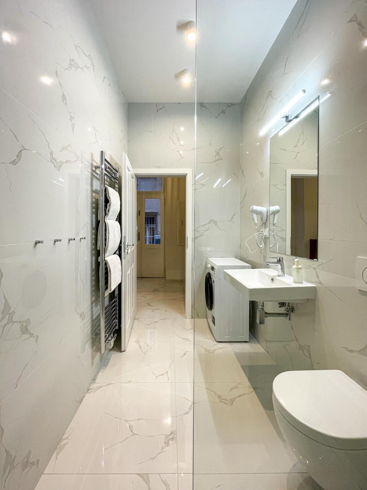 Hotel apartamentowy Powder Tower
