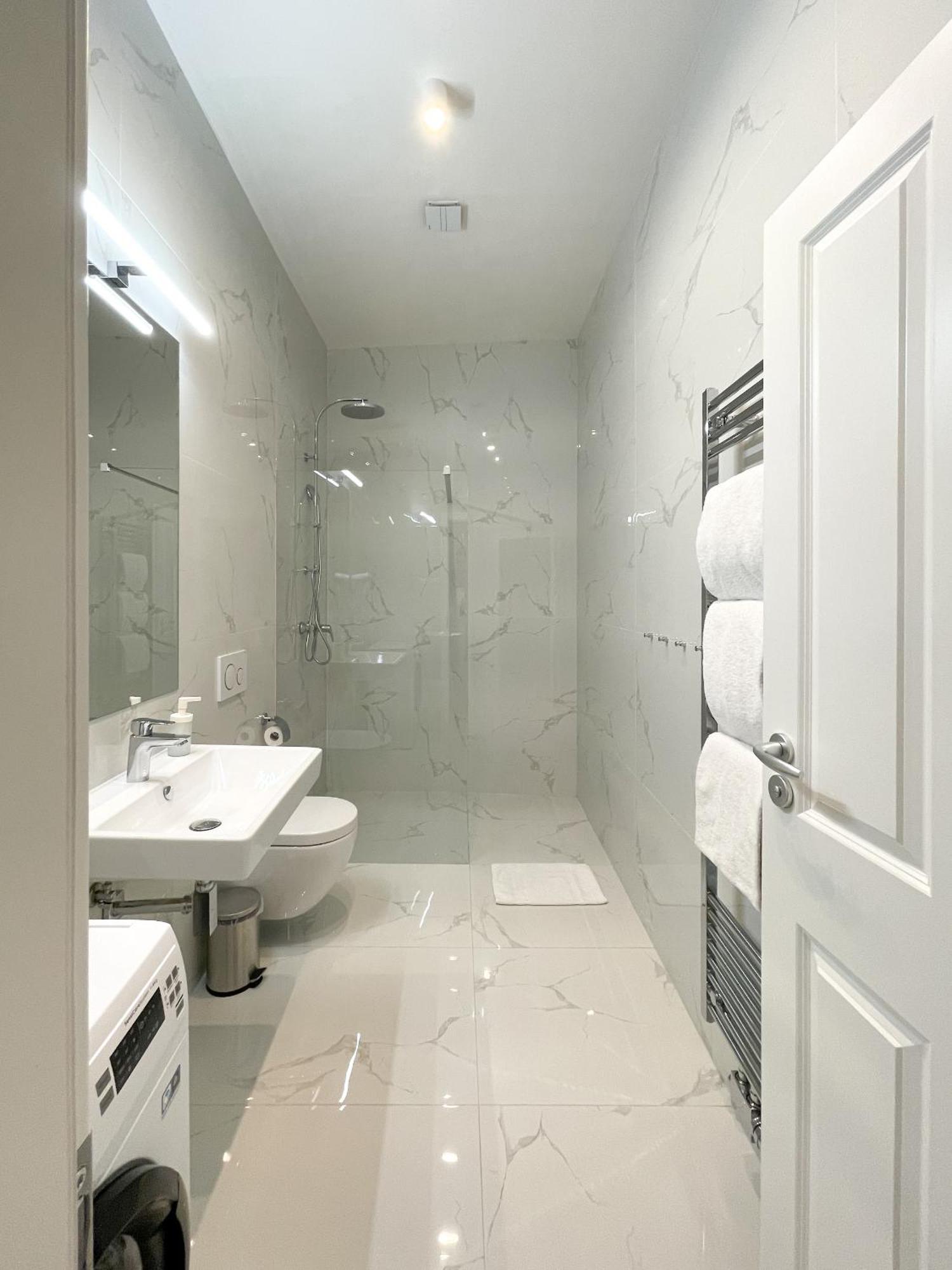 Hotel apartamentowy Powder Tower